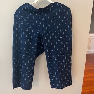 Alfred Dunner cropped pull on pants. Size 16 petite.